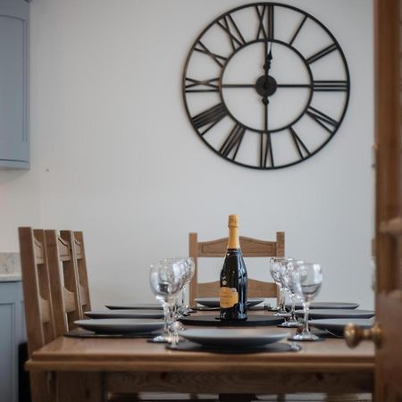 Pendeilo Villa - 5 Bedroom Holiday Home - Amroth Eksteriør bilde
