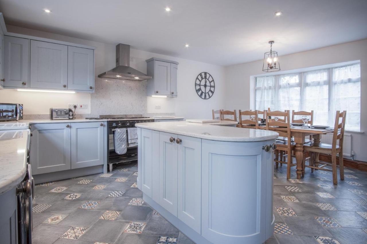 Pendeilo Villa - 5 Bedroom Holiday Home - Amroth Eksteriør bilde