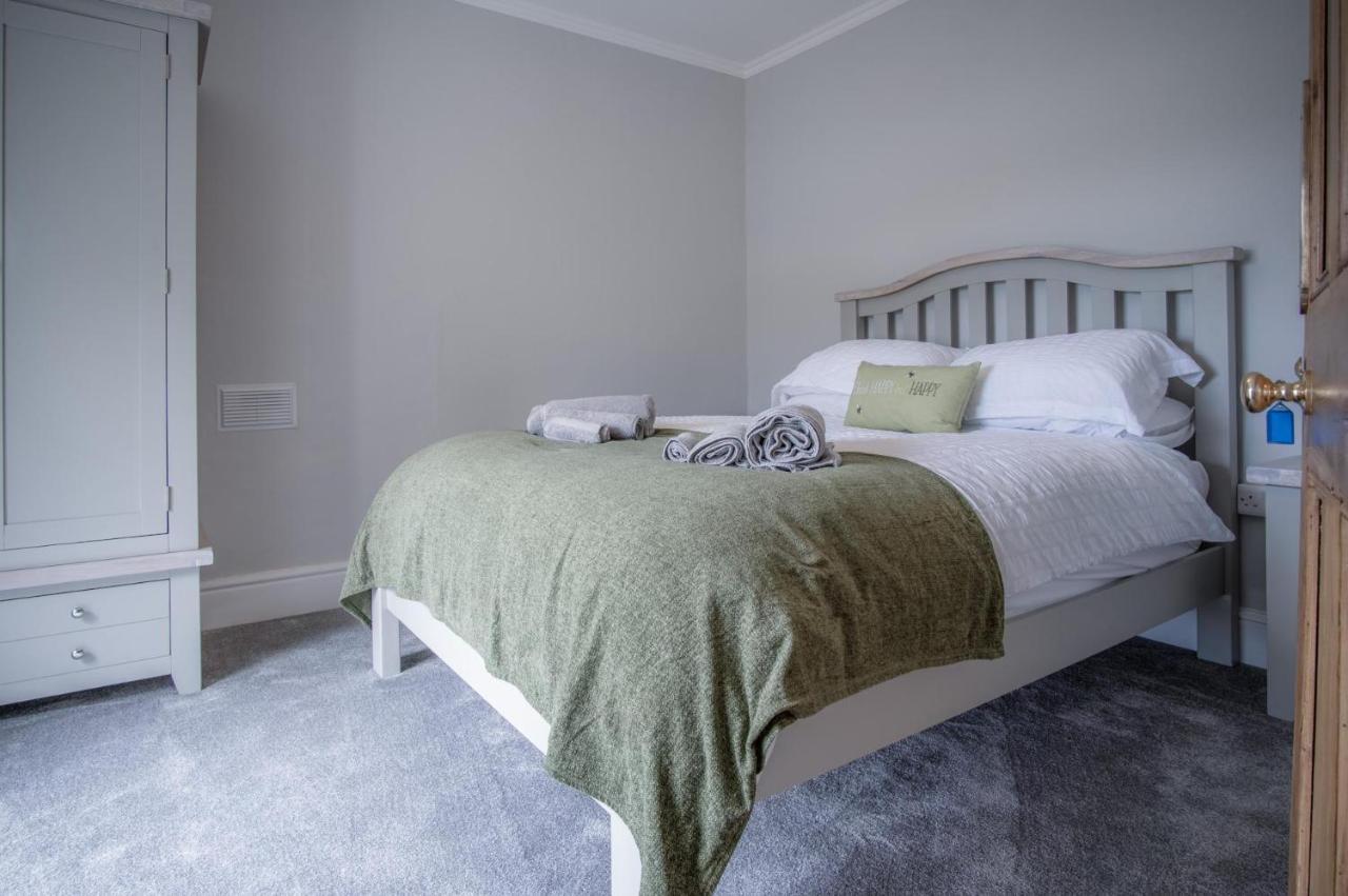 Pendeilo Villa - 5 Bedroom Holiday Home - Amroth Eksteriør bilde