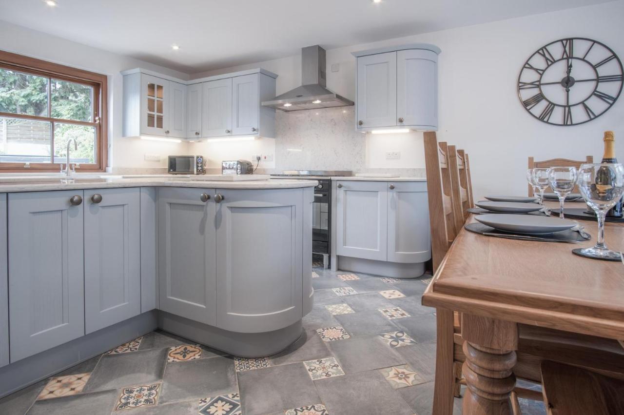 Pendeilo Villa - 5 Bedroom Holiday Home - Amroth Eksteriør bilde